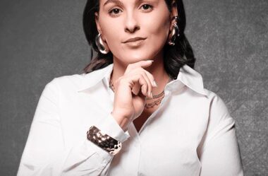 Plataforma VIVENDO DE ACESSÓRIOS Luana Macedo